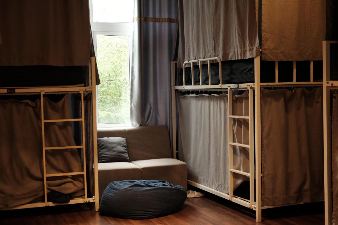 Vy Da Backpacker Hostel Ho Chi Minh-stad Buitenkant foto