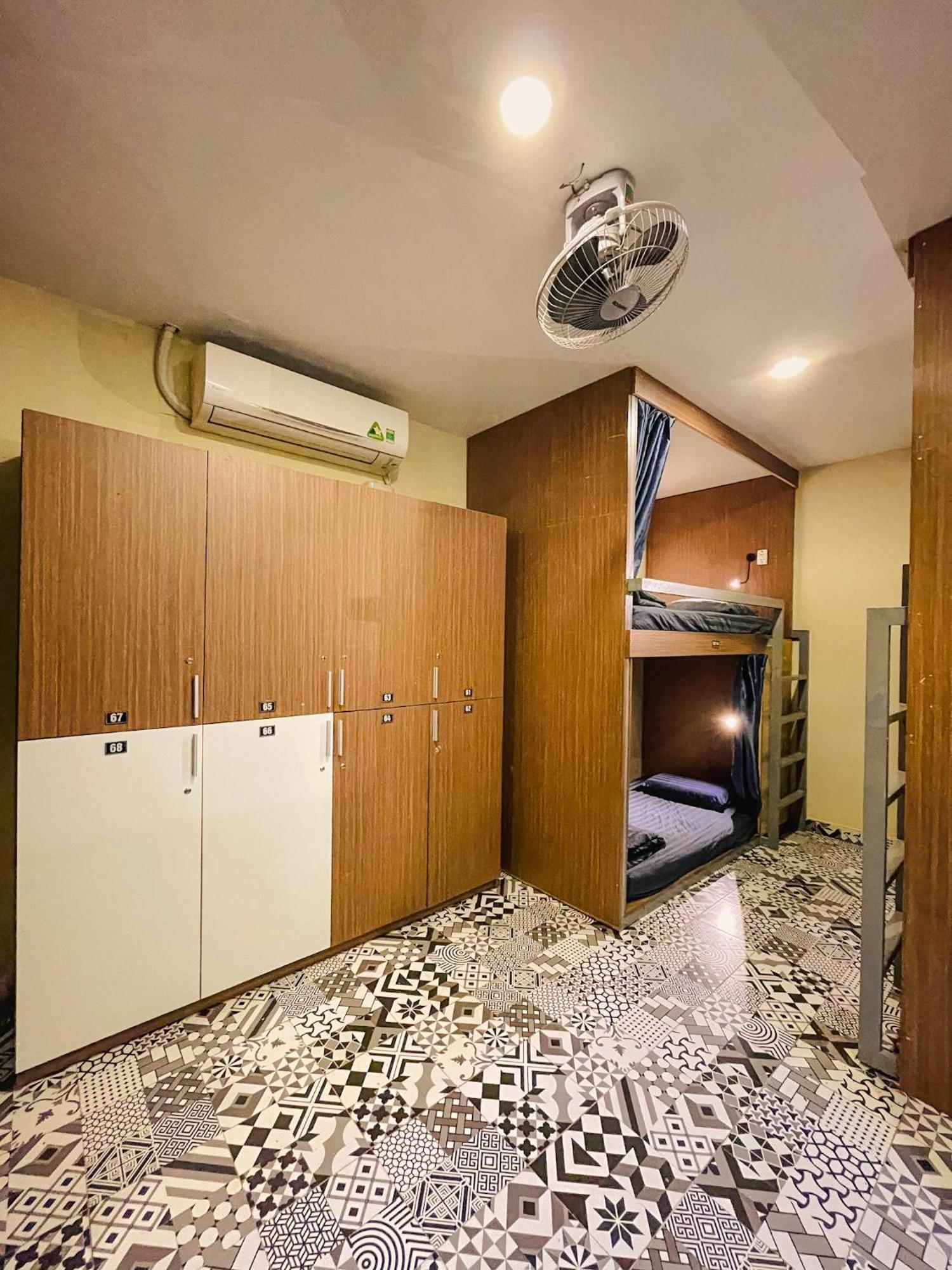 Vy Da Backpacker Hostel Ho Chi Minh-stad Buitenkant foto