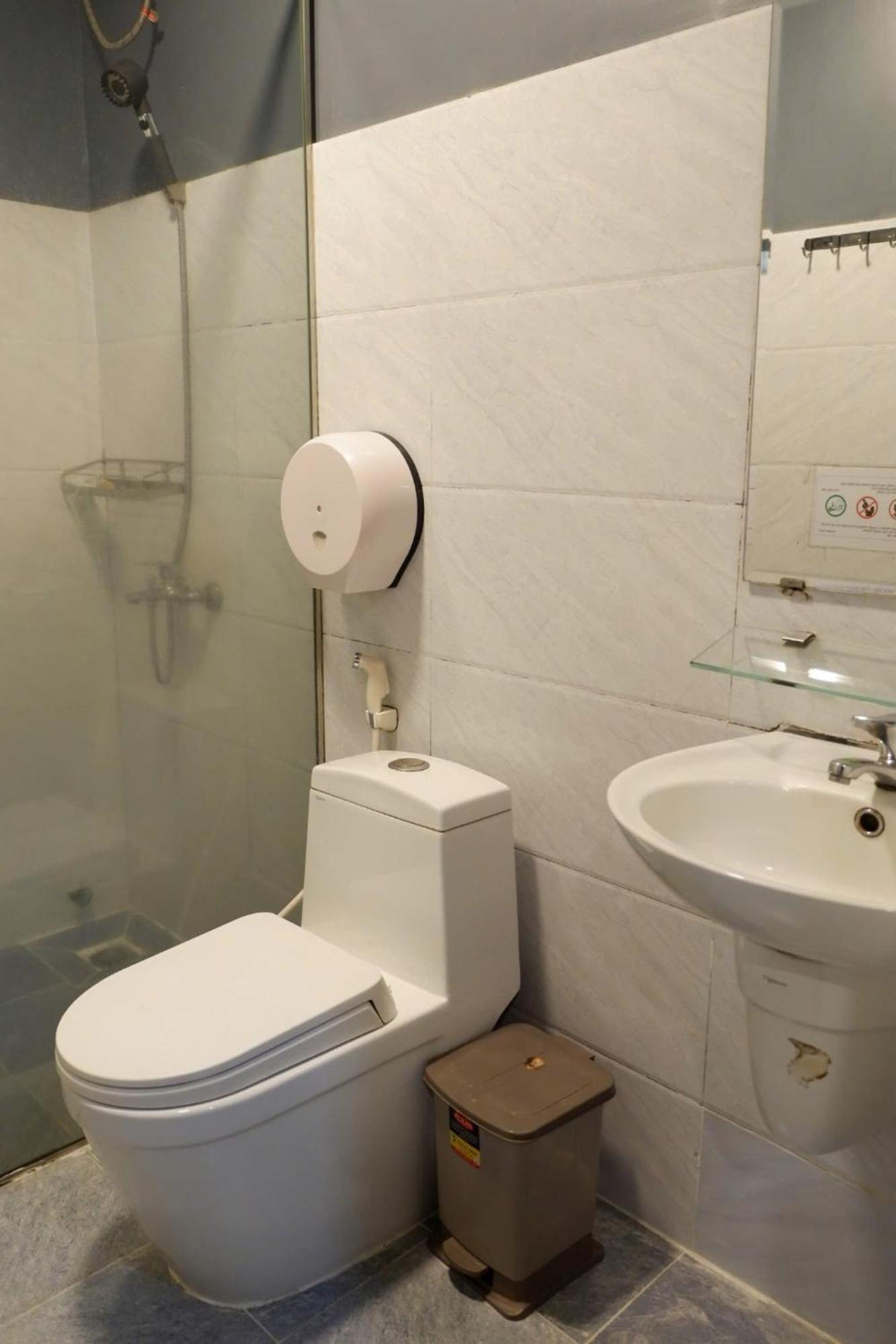 Vy Da Backpacker Hostel Ho Chi Minh-stad Buitenkant foto